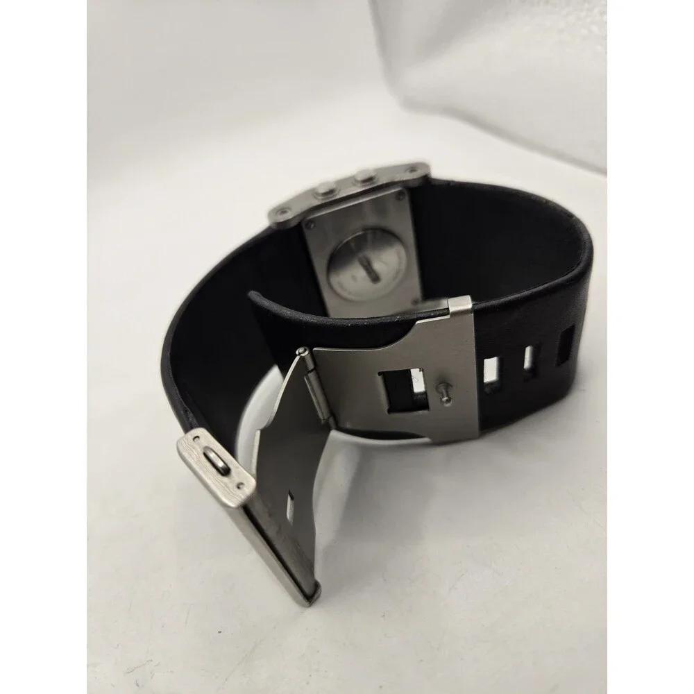 Nike Oregon Series Mens Stainless Steel Digital Chrono Watch WA0038